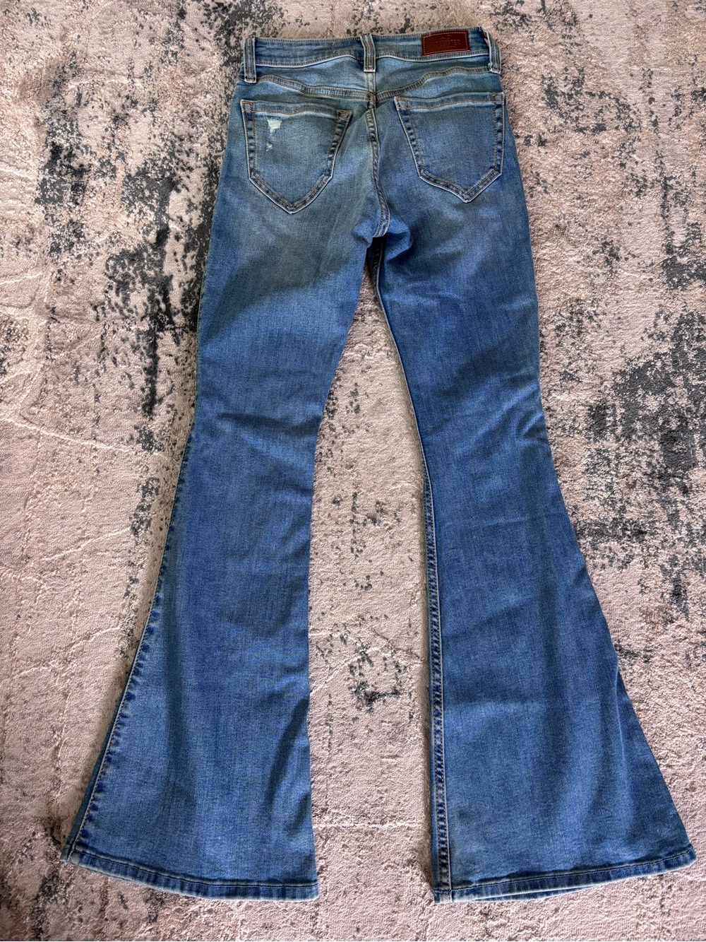 Hollister Co. High Waist Flare Distressed Jeans - Picture 7 of 9